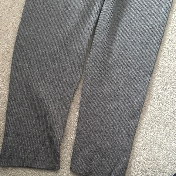 Zara Gray Ribbed Pants! - Picture 5 of 7